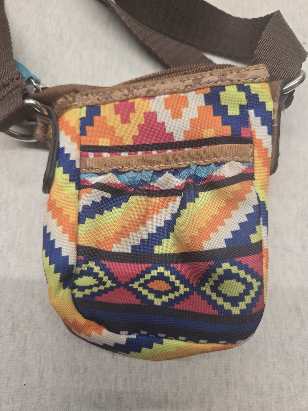 Lily Bloom Multicolor Aztec Crossbody Bag - Picture 4 of 5